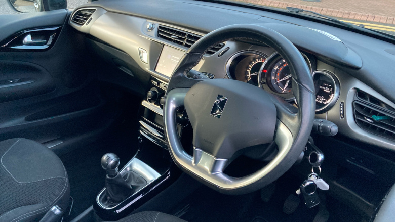 DS 3 1.2 PureTech 82 Chic 3dr Petrol Hatchback